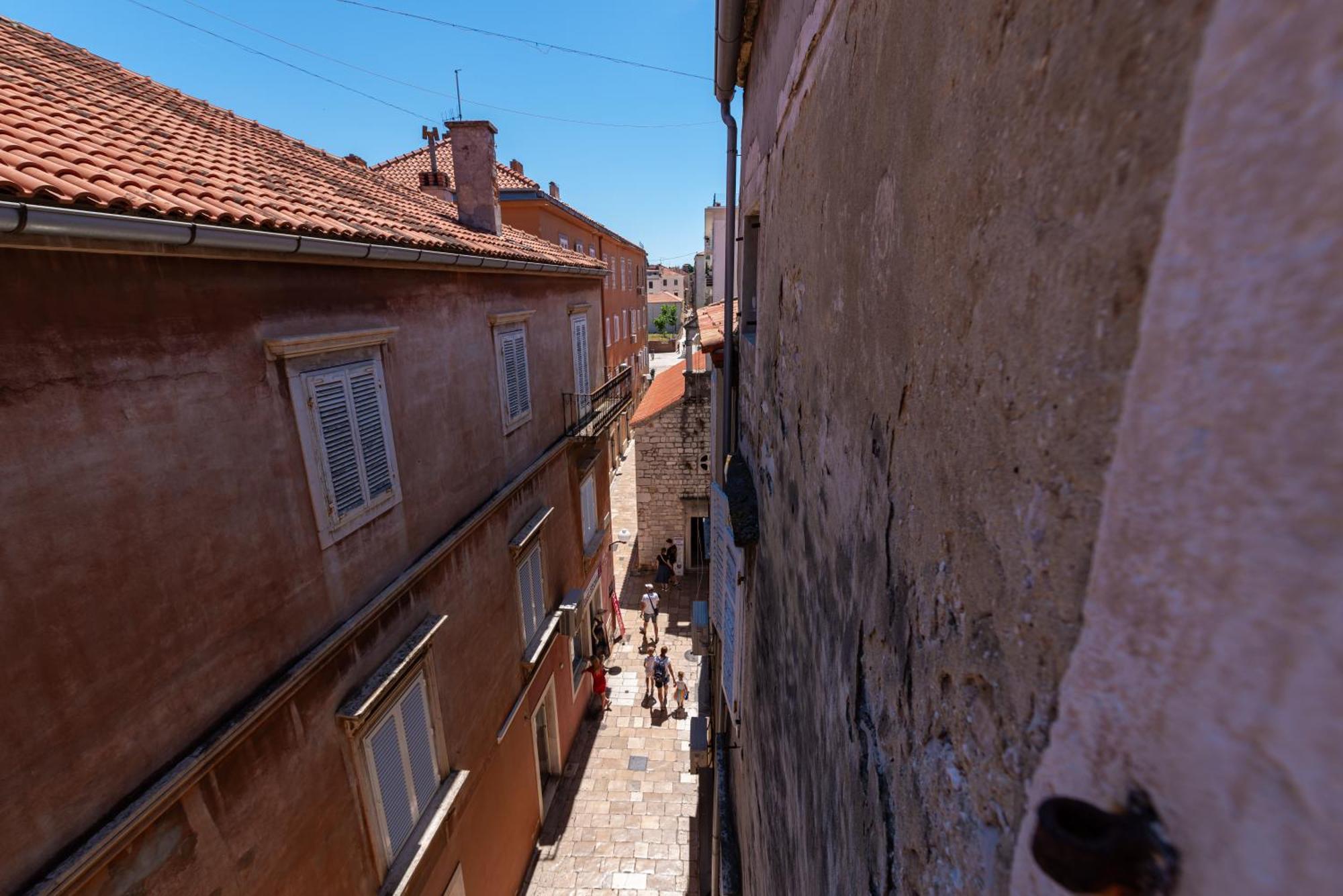 Timeless Antique Old Town With Terrace Apartment Zadar Exterior photo