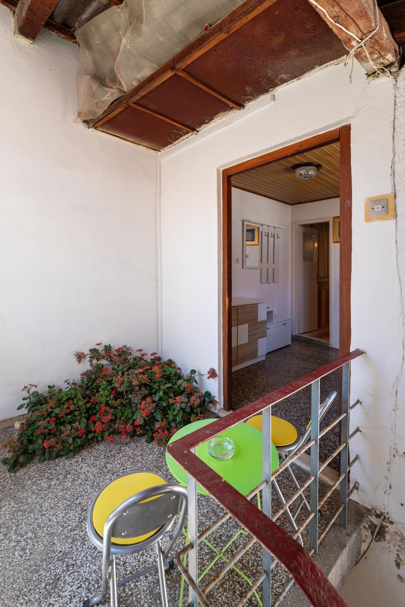 Timeless Antique Old Town With Terrace Apartment Zadar Exterior photo